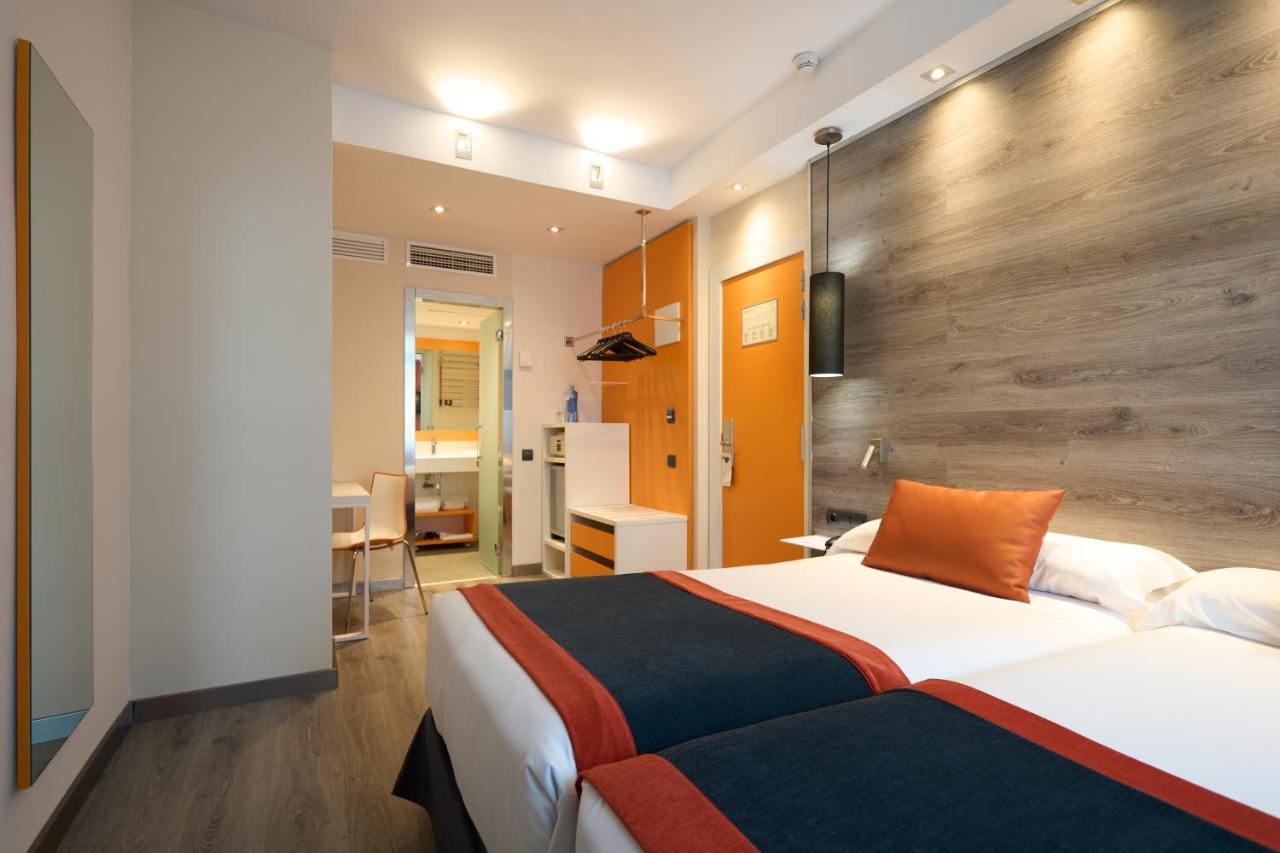 Catalonia Mikado Hotel Barcelona Ngoại thất bức ảnh