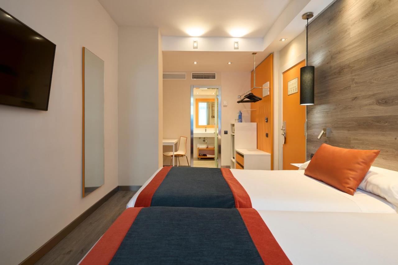 Catalonia Mikado Hotel Barcelona Ngoại thất bức ảnh