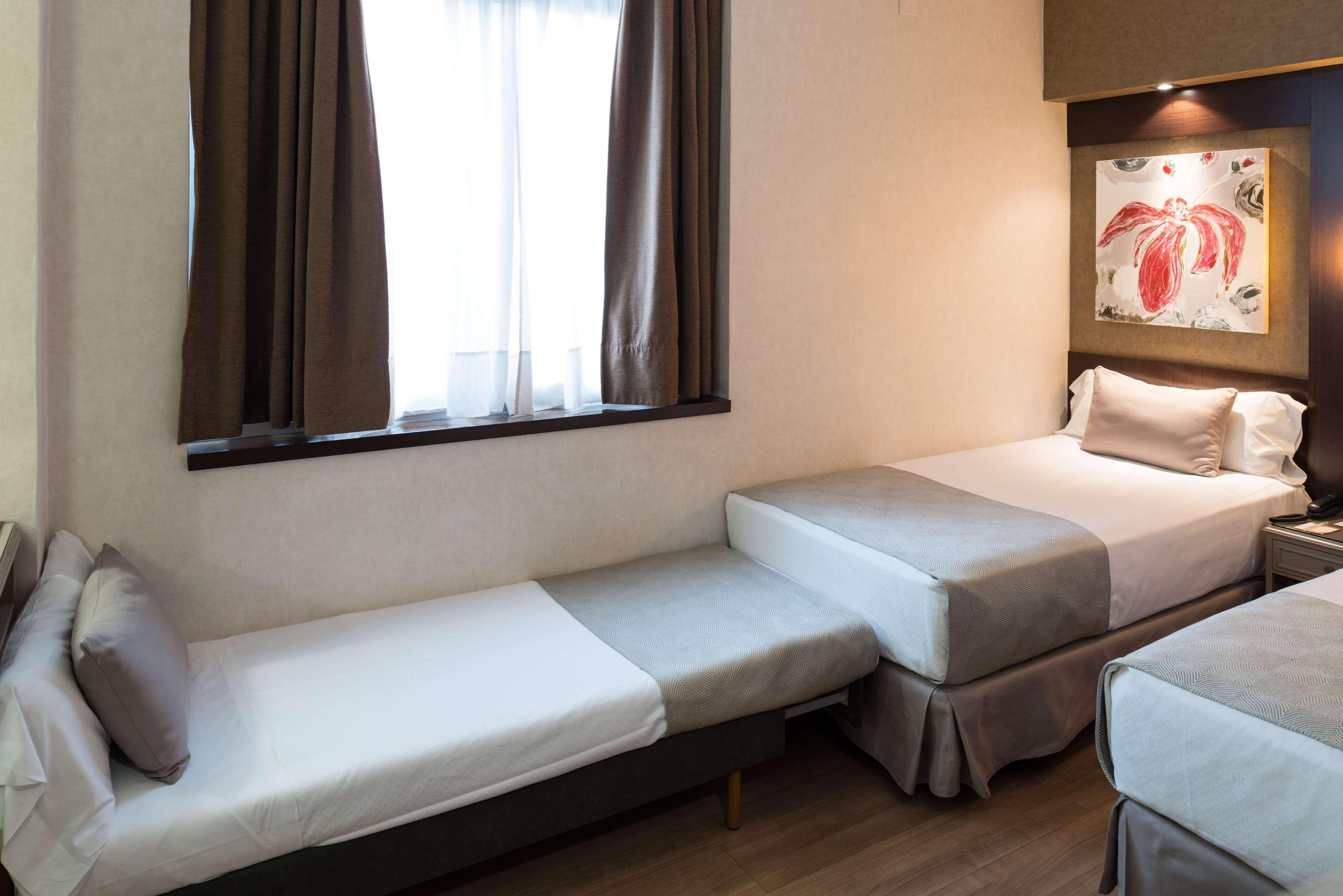 Catalonia Mikado Hotel Barcelona Ngoại thất bức ảnh