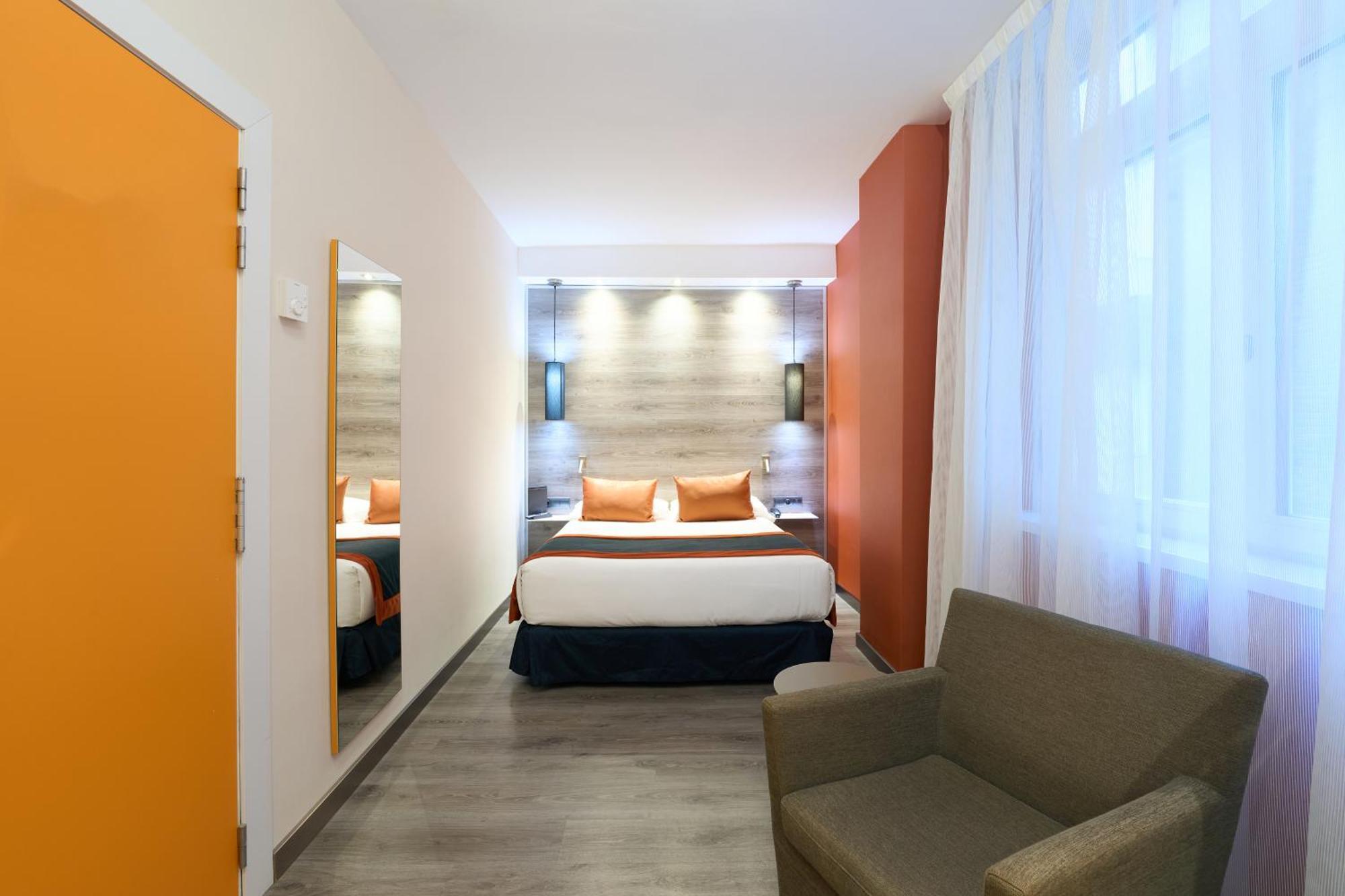 Catalonia Mikado Hotel Barcelona Ngoại thất bức ảnh